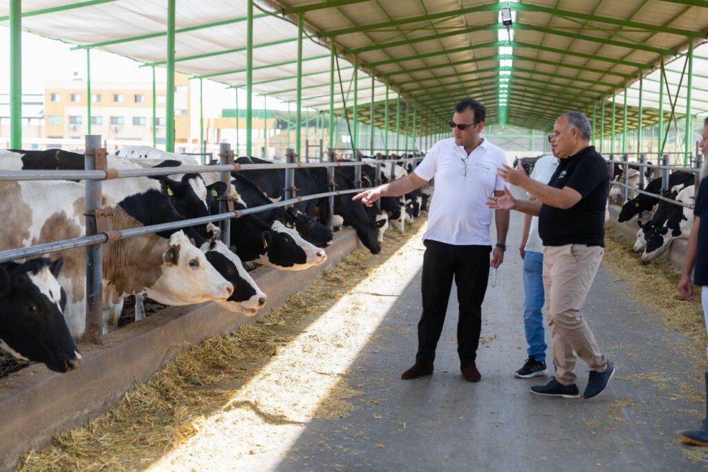 بنك الطعام المصري يعتمد خطة مستقبلية لتوسعات مزرعة “وفرة” بالبحيرة