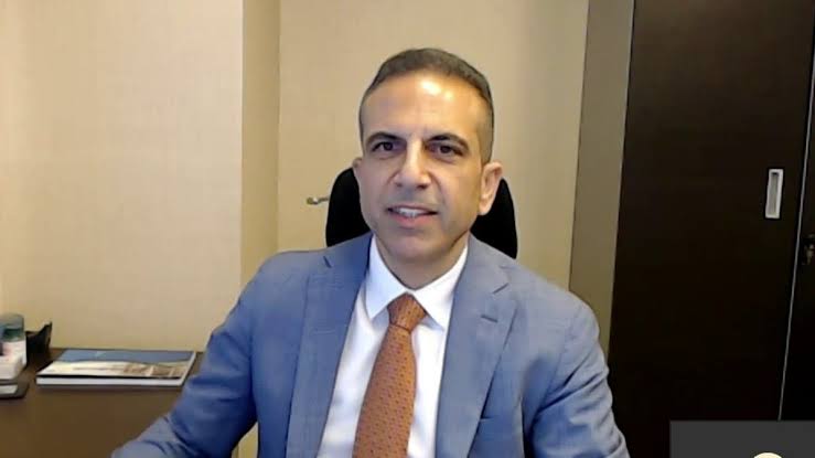 الغرامات على عمالقة “وول ستريت” ترتفع إلى 2.5 مليار دولار بسبب “واتساب”.. ما القصة!