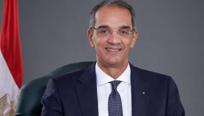 وزير الاتصالات يكشف مفاجآت عن تصنيع الموبايل المصري: حققنا تقدم مذهل