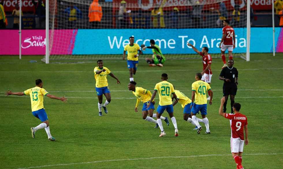 كولر ينتظر الحسم إيابا.. الأهلي يخسر من صنداونز في ذهاب نصف نهائي الدوري الإفريقي