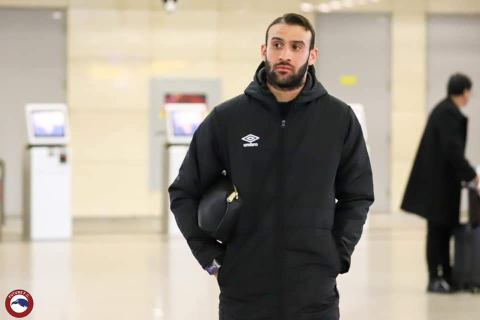 يكشف تفاصيل عقد عمر كمال عبد الواحد مع الأهلي