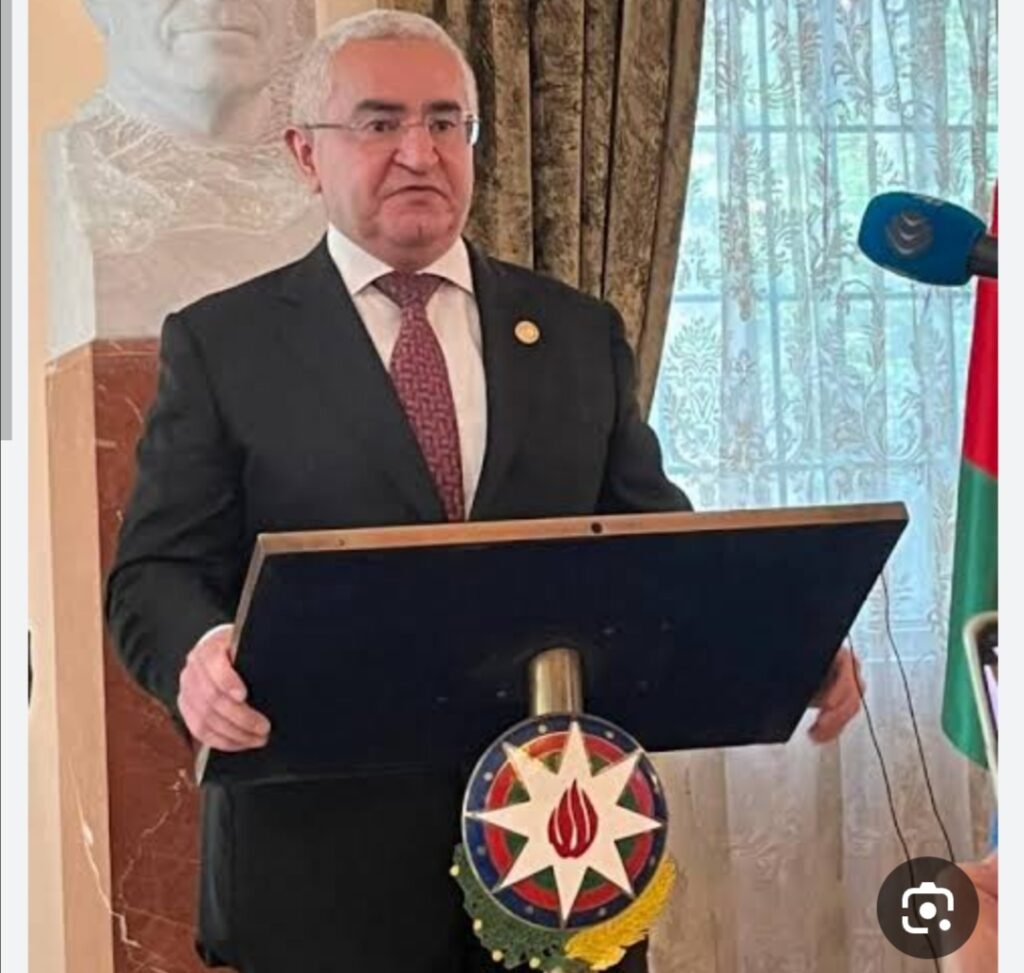 الخان بولوخوف السفير الاذربيجاني يشيد بالعلاقات الآذارية – المصرية على الصعيد السياسي والثقافي والفني والصناعي والاقتصادي