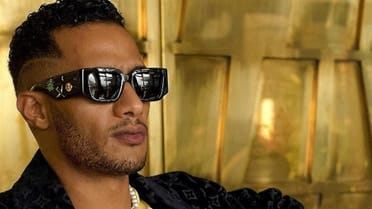 رمضان يصرخ بوجه مدير فندق شهير: “ليه؟ عايز أعرف السبب”