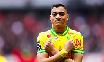 تقرير: للعام الثاني على التوالي.. مصطفى محمد يغيب عن نانت لرفض ارتداء قميص دعم المثليين