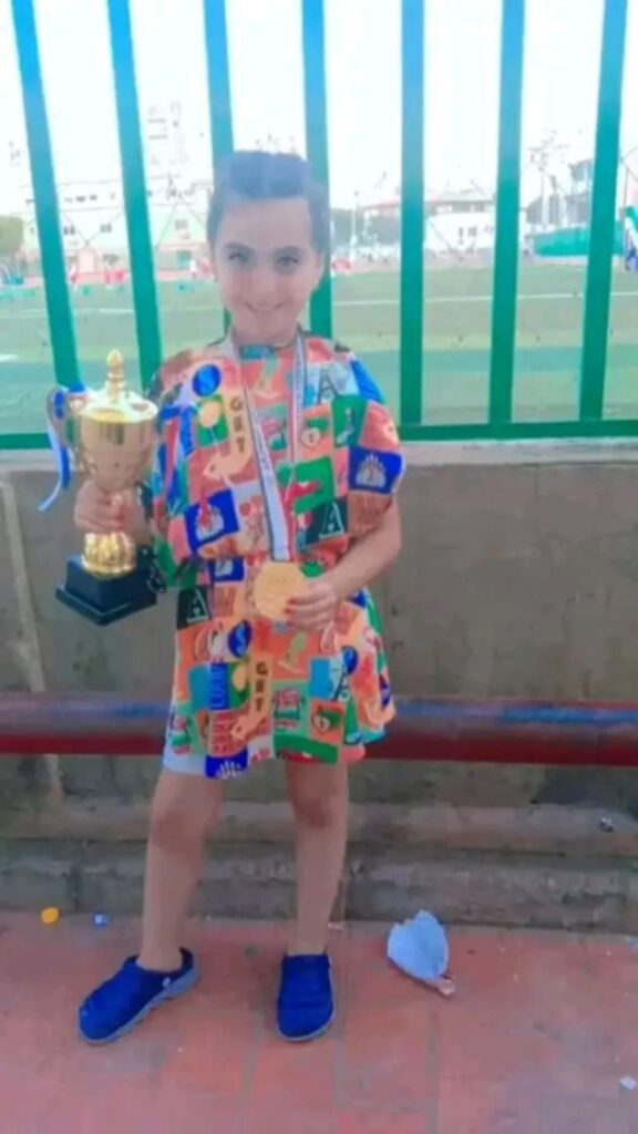 بطلة الجمهورية للجمباز كاميليا يونس تهدى البطولة لروح الحاج محسن صادق