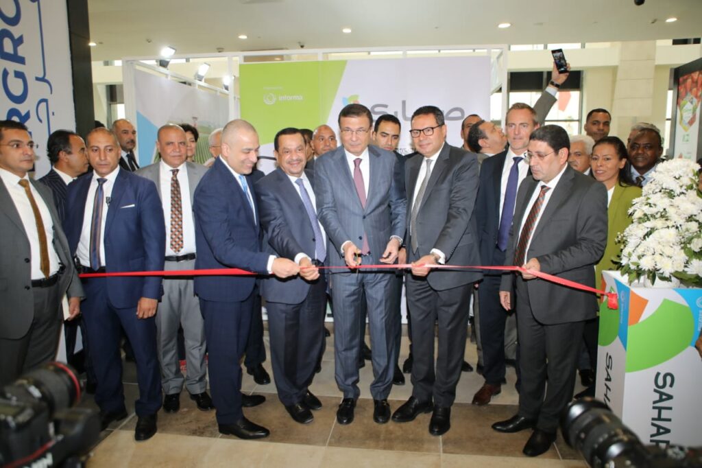 البنك الزراعي المصري يستعرض أحدث خدماته المصرفية والحلول التمويلية لتنمية القطاع الزراعي   بمشاركة مميزة كراعي بلاتيني لمعرض صحارى