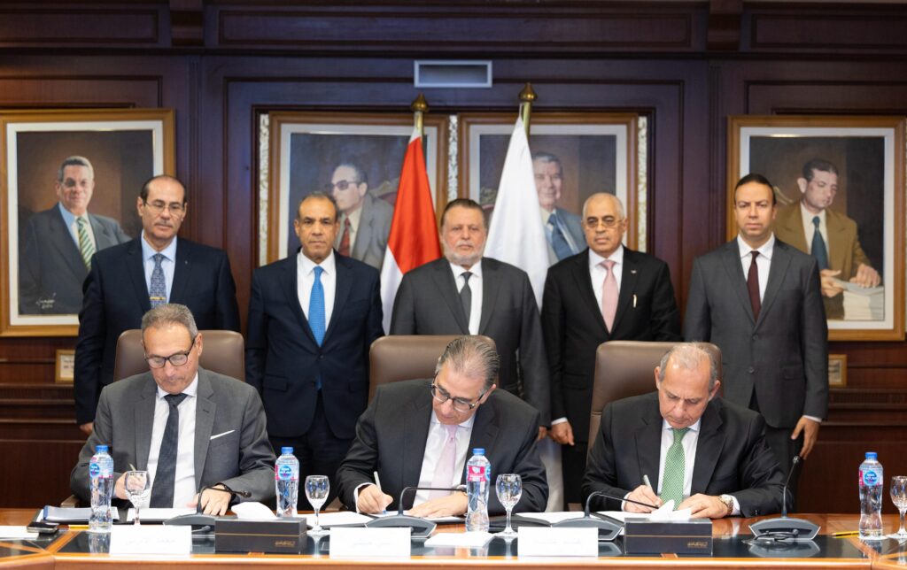 بنك مصر يشارك في مبادرة “افتح حسابك في مصر” للمصريين العاملين بالخارج التي أطلقها البنك المركزي المصري ووزارة الخارجية والهجرة