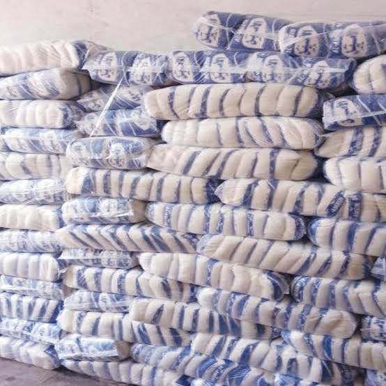 حظر استيراد السكر لمدة 3 أشهر.. وزير الاستثمار يكشف الأسباب