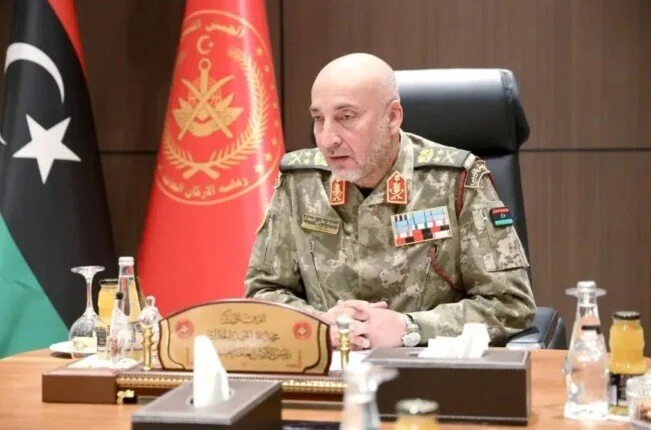 تحطم طائرة عسكرية في أنقرة يودي بحياة رئيس الأركان الليبي وعدد من مرافقيه