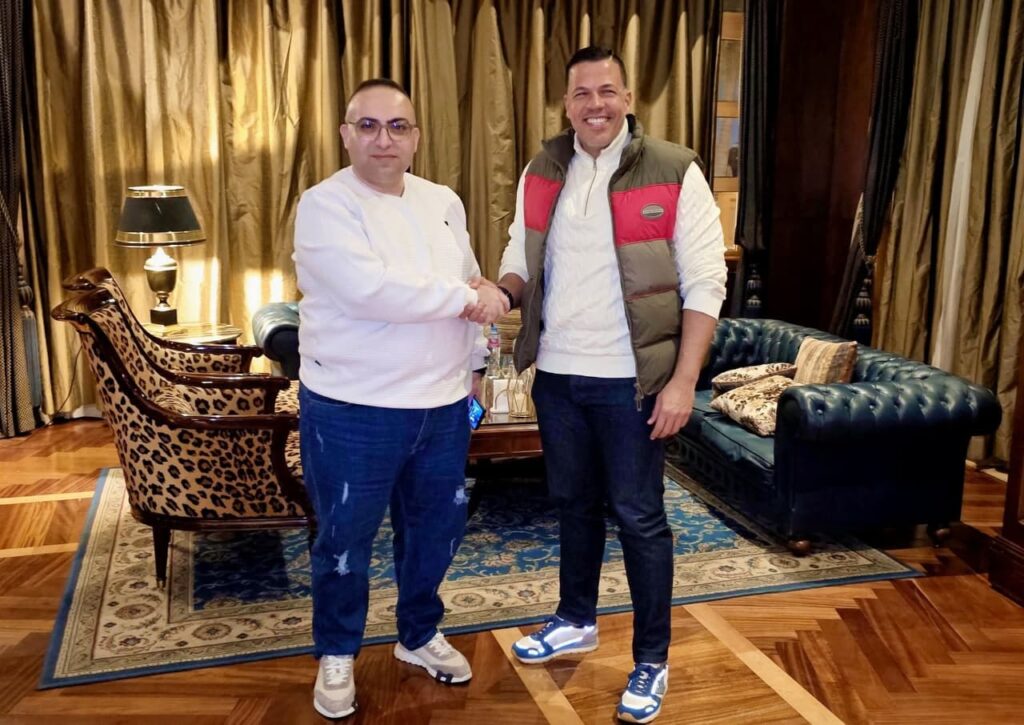 من القاهرة… تحركات اقتصادية فلسطينية جديدة تجمع «بنك فلسطين» ورجل الأعمال أحمد ناصر الصوير